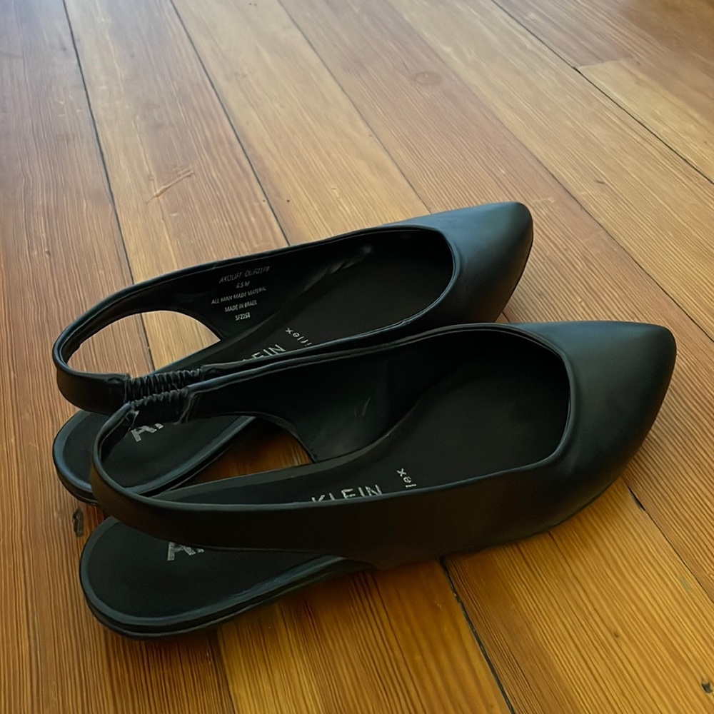 IFlex Anne Klein flats